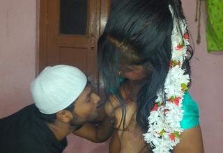 Hindu Bhabhi Ko Mana Kar Raat Me Bohat Maje Se Choda