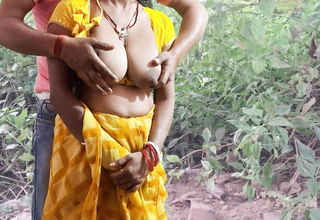 Bhabhi come on forest