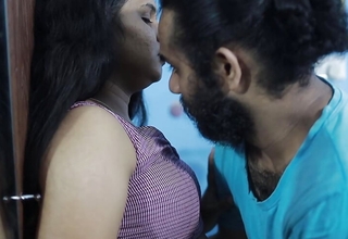 Saree romance hawt armpit lick, Vaishnavy and Sharun Raj hawt armpit lick romance relating to saree, Mallu fastener saree armpit hawt kiss