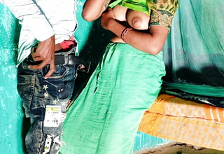 Fucked the beautiful sister-in-law of the village and removed the water from her pussy