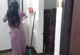 Abbu jaan ne nahate pigmentation muze dekh liya