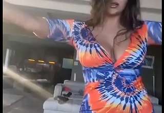 Hot indian shaking her boobs