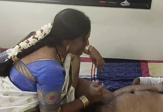 Indian desi Marathi kavita bhabhi wearing saree fuck approximately boyfriend