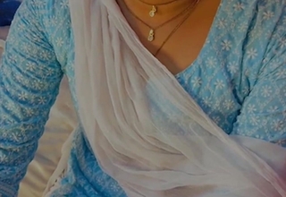 sadi ki rat say pelha stepsister ki chudai by stepbrother with hindi voice.