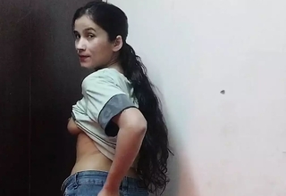 Sir ne mujhe exam me pass krwane ke liye meri chut liya