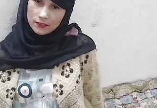 Muslim larki ko abbujan ne burkha me choda