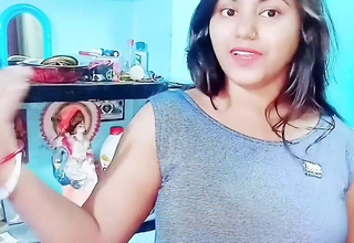 BENGALI BAHU Get in Her Grasping by Old Sasur Ji during daytime ( Hindi Audio )