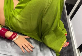 I was procurement ready to before b before to the wedding, when suddenly Jeth ji came. My husband was not at home at the time. Then Jeth ji did completeness with me, with an increment of I