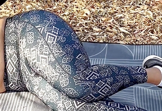 Steamy Open-air Romance: Desi Wife's Subhuman Massages & Big Ass ASMR involving Picnic Park