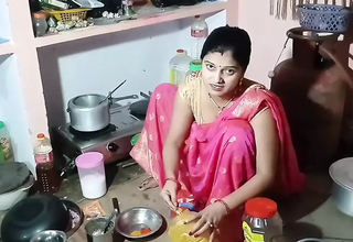 Telugu aunty full romance in will not hear of car driver in outdoor Agent Bathroom