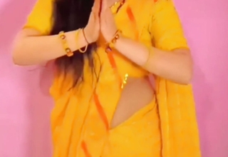 Tight  Desi Bhabhi in Saree  Unchanging away from Devar in Hindi Audio
