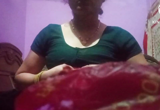 Indian desi mommy huge milking boobs