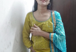 Akele Ko dekh kar jabar dasti chud gyi