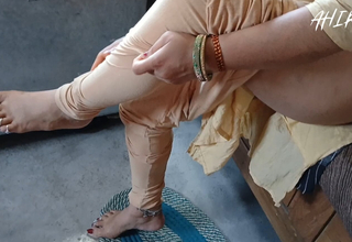 SEXY GIRL CHANGING Apparel Coupled with REVIEW The brush HUGE ASS Coupled with Make-out WITH ASS.