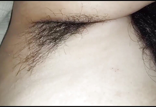 Desi Indian Bhabhi Shows Her Beautiful Sexy Big Boobs and Hairy Armpits
