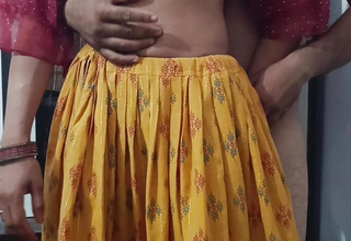 Tharki father-in-law gave flick to his daughter-in-law from behind