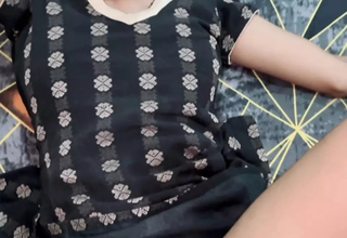 Indian village School girlfriend ko bhabhi ke ghar me sex kiya