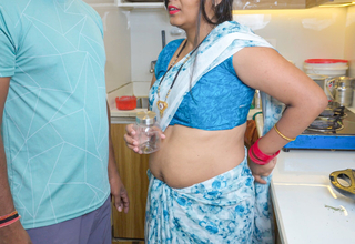 Ball batter Donate- Neighbor aunty took out Ball batter from my Lund in a box for their way daughter-in-law, She gave me sexy Blowjob in Saree.