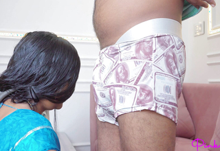 Ball batter Donate- Neighbor aunty took out Ball batter from my Lund in a box for their way daughter-in-law, She gave me sexy Blowjob in Saree.