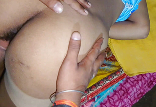 First ripen Indian bhabhi ki bahan ko choda