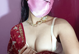 Hot red sexy saree girl playing 🤤