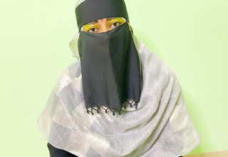 Burkha Widely applicable Gets Tempted wits Her Hot Neighbor Teacher - Desi Closely guarded Enlightening Turns Wild!