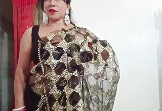⚠️indian Couple gets Horny Watching Porn Pile up coupled with rough sexual intercourse thither hindi audio
