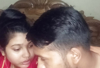 Desi Brand-new Boy Learns How to Fuck by His Super Big Boobs Milf