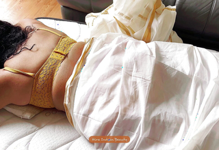 Hot Mallu Wife in Kerala Kasavu Saree Gets Erotic Massage - Big Ass & Thighs Massaged - Loud Moaning