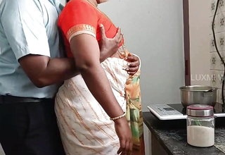 Bank Manager Fucking House Wife for Alteration Repayment