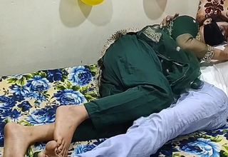 Muslim Stepmom Fucked by Desi Stepson