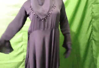 Muslim hijabi bonny Bhabhi dancing together with jerking