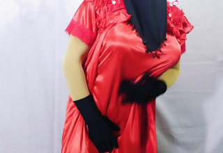 Indian hot beautiful Bhabhi blinking and having sex openly in will not hear of room