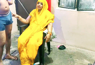 Neighbour's Bhabhi had sex with the electrician
