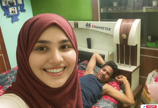 Pakisthani Kashmiri Girl with boyfriend Bedroom video Unconnected with -Snapchat143