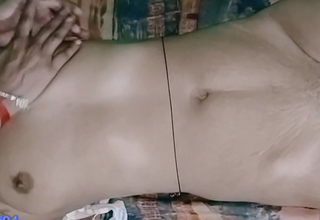 Bahan ki chut malish kar ke bhai chut me ungli Kiya