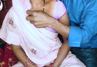 Desi Aapki Bhabhi Celebrated Suhagrarat with Dewar Ne Bhabhi Ne Bhabhi Ko Blouse Mein Handa Pressing Breasts Hindi Audio Claire Vais