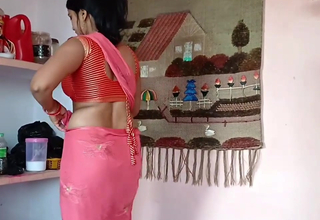 Freshly MARRIED DESI COUPLE FIRST NIGHT SEX