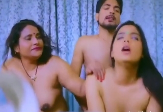 Indian Maa Beti Or Beti Ka Dost Bang