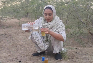 Jija Ne Apni Sali Ko Jangal Me Le Jaa Kar Choda