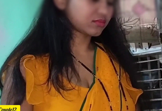 Desi Indian bhabhi in yellow saree looking hot with the addition of sexy