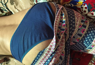 Desi Bhabhi Insert Huge Baigan On Pussy Fucking XXX Viral Sex MMS