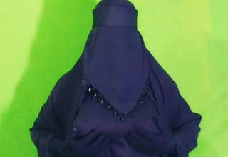 Foreign boss fucks Bengali beautiful woman fro transmitted to kitchen