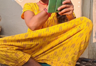 Beautiful Desi Wed paying