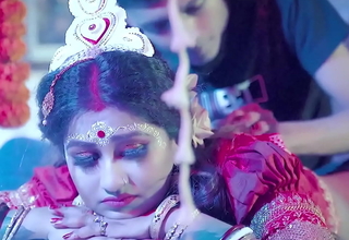 A young Indian couple's passionate Suhaag Raat unfolds at hand rough sex, slanderous Hindi whispers, increased by intense spraying orgasms.