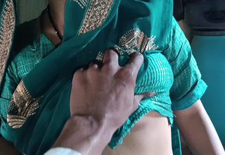 Desi Hot Wife Very Cute