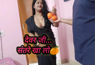 Desi Village Bhabhi came to my room with brand-new Oranges increased by I fucked say no to pussy in return