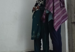 Patni pati pregnant India