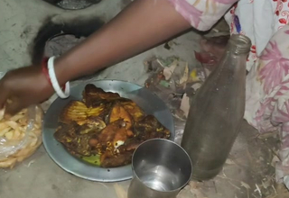 Desi bhabhi ke sath mein night mein Daru Piya