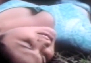 Sundarangula Gudaram-- Hot Maria's Umbilicus Licked in Jungle!